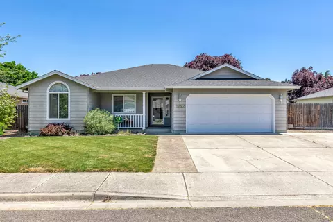 1292 Greentree Way, Central Point, OR 97502