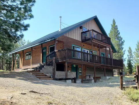 124055 Two Rivers Rd, Crescent Lake, OR 97733