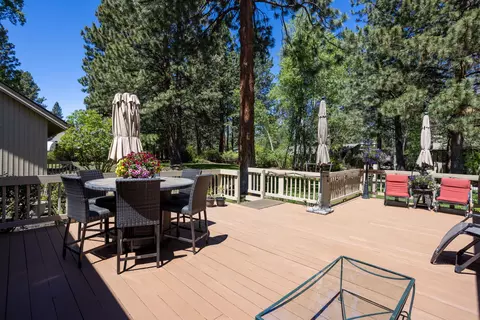 Exterior - 20444 Outback Ct, Bend, OR 97702 photo 5 of 14