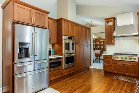 Kitchen - 20444 Outback Ct, Bend, OR 97702 photo 3 of 5
