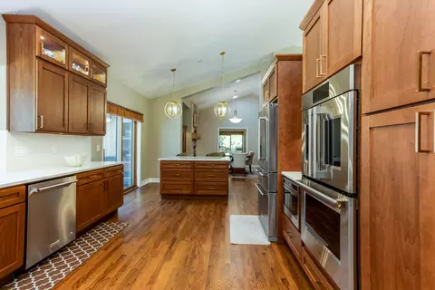 Kitchen - 20444 Outback Ct, Bend, OR 97702 photo 2 of 5