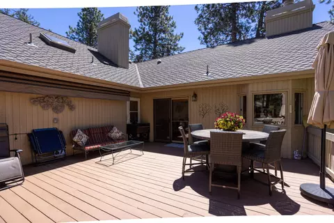 Exterior - 20444 Outback Ct, Bend, OR 97702 photo 6 of 14