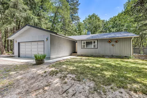 311 Peco Rd, Grants Pass, OR 97526