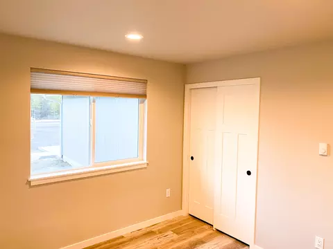 Bedroom - 16220 5th St, La Pine, OR 97739 photo 3 of 5
