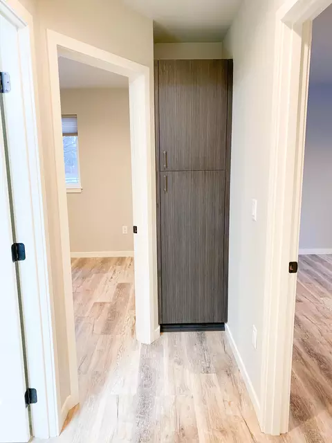 Entry Way - 16220 5th St, La Pine, OR 97739 photo 1 of 1