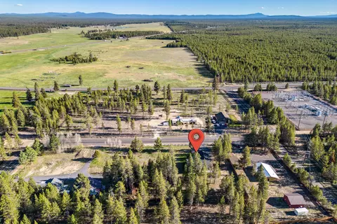 View/Area - 16220 5th St, La Pine, OR 97739 photo 4 of 6