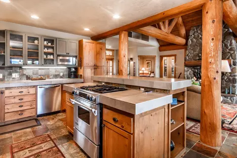 65765 Highway 20, Bend, OR 97703 photo 16