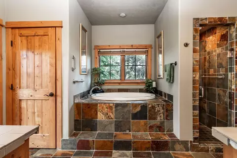 65765 Highway 20, Bend, OR 97703 photo 35