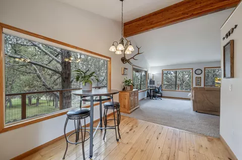 20210 Meadow Ln, Bend, OR 97703 photo 7