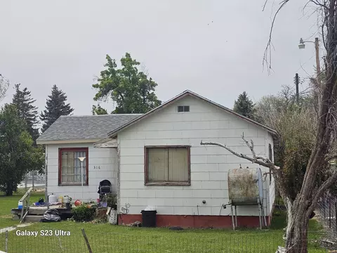 316 N Lincoln St, Merrill, OR 97633