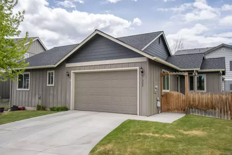 21305 Megan Ct, Bend, OR 97701