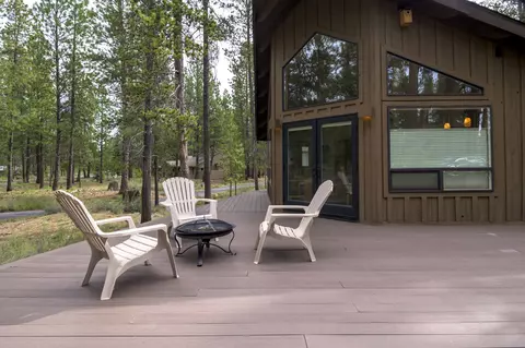 18104 Juniper Ln, Sunriver, OR 97707 photo 4