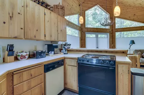 18104 Juniper Ln, Sunriver, OR 97707 photo 6