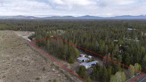 52005 Pine Forest Dr, La Pine, OR 97739 photo 3
