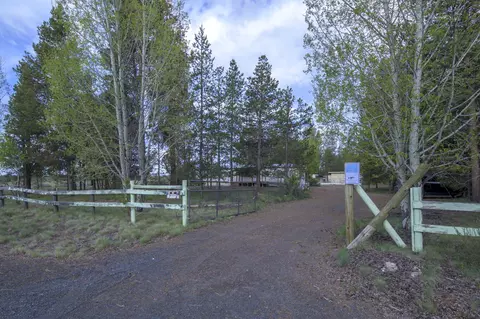 52005 Pine Forest Dr, La Pine, OR 97739 photo 8