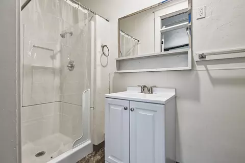 203-209 W Main St, Eagle Point, OR 97524 photo 17