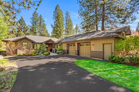 60742 Golf Village Loop, Bend, OR 97702