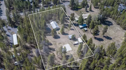 52296 Pine Forest Dr, La Pine, OR 97739 photo 3