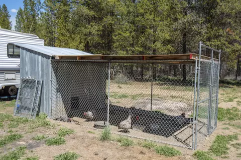52296 Pine Forest Dr, La Pine, OR 97739 photo 24