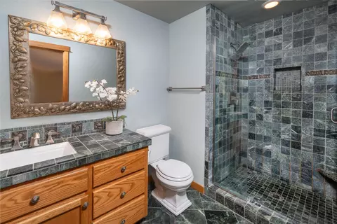 18030 Witchhazel Ln, Sunriver, OR 97707 photo 12