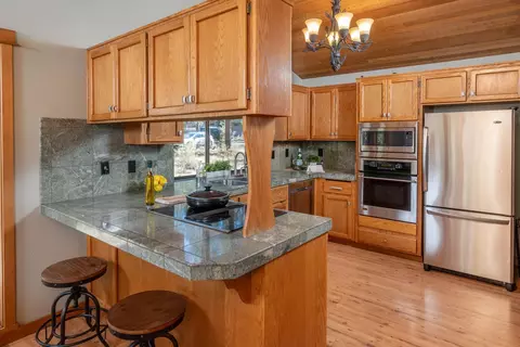 18030 Witchhazel Ln, Sunriver, OR 97707 photo 8