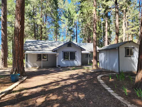 18217 Ponderosa Ln, Klamath Falls, OR 97601