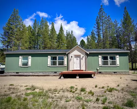 53564 Riverview Dr, La Pine, OR 97739