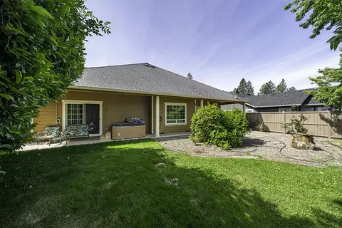176 Echo Way, Eagle Point, OR 97524 photo 23