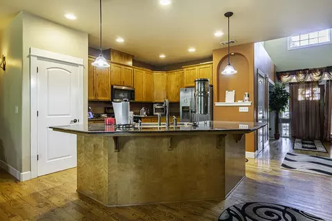 176 Echo Way, Eagle Point, OR 97524 photo 3