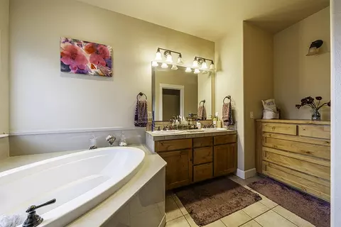 176 Echo Way, Eagle Point, OR 97524 photo 12