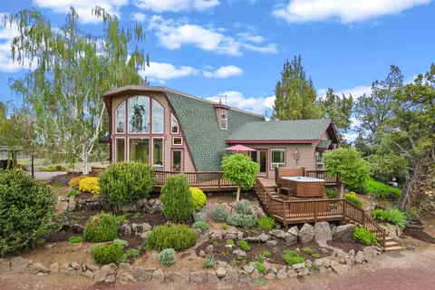 62760 Dixon Loop, Bend, OR 97701