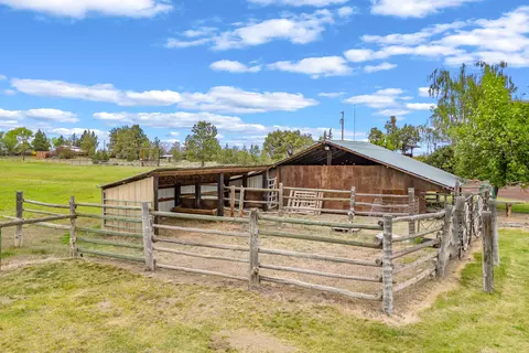 62760 Dixon Loop, Bend, OR 97701 photo 41