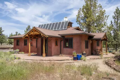 71170 Lower Bridge Way, Terrebonne, OR 97760