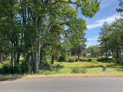 coopers hawk road LOT 877, Klamath Falls, OR 97601