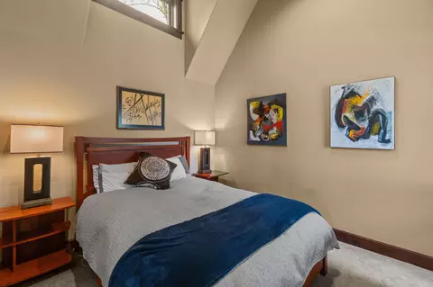 Bedroom - 61279 Gorge View St, Bend, OR 97702 photo 5 of 6