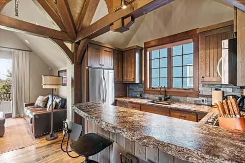 Kitchen - 61279 Gorge View St, Bend, OR 97702 photo 5 of 5