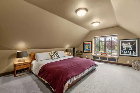 Bedroom - 61279 Gorge View St, Bend, OR 97702 photo 4 of 6