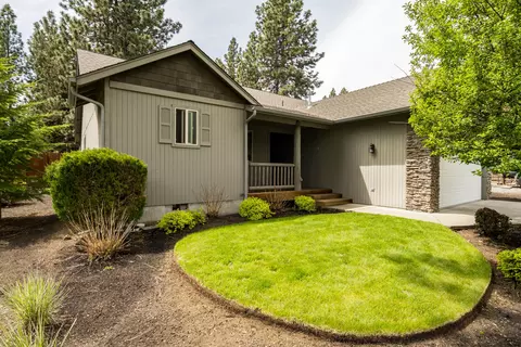 19899 Antler Point Dr, Bend, OR 97702
