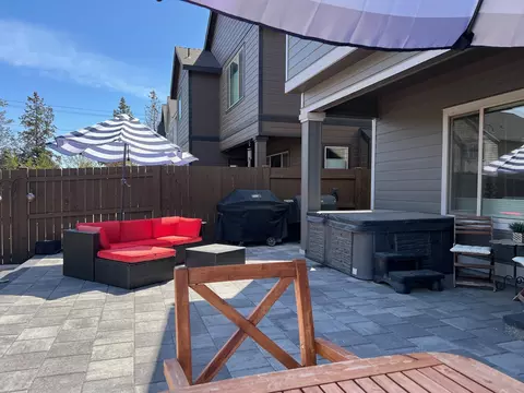 Exterior - 3132 NE Marea Dr, Bend, OR 97701 photo 18 of 28