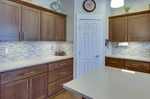 Kitchen - 3132 NE Marea Dr, Bend, OR 97701 photo 2 of 4