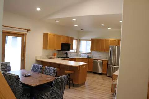 19570 E Campbell Rd, Bend, OR 97702 photo 5
