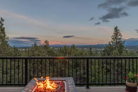 2138 NW West Hills Ave, Bend, OR 97703