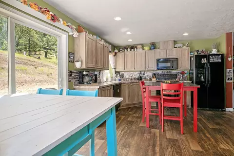 1382 Evans Creek Rd, Rogue River, OR 97537 photo 13