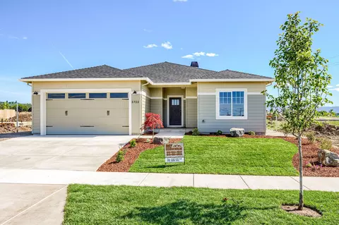 3722 Durst St, Medford, OR 97504