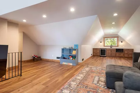 Other - 64885 Mcgrath Rd, Bend, OR 97701 photo 3 of 19