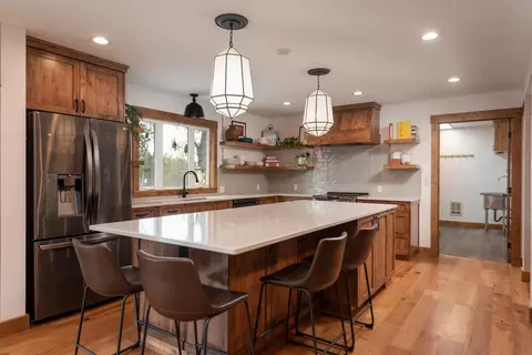 Kitchen - 64885 Mcgrath Rd, Bend, OR 97701 photo 2 of 5