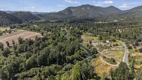 10244 N Applegate Rd, Grants Pass, OR 97527 photo 23