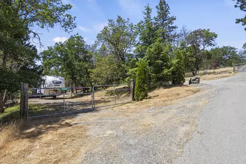 10244 N Applegate Rd, Grants Pass, OR 97527 photo 17