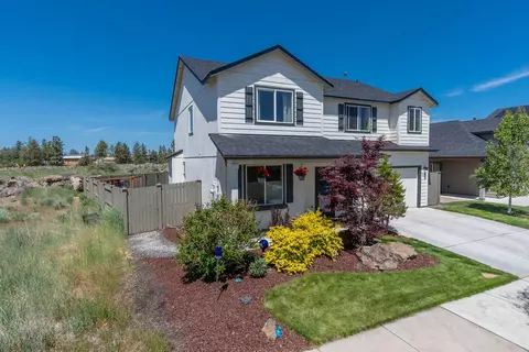 21242 Thornhill Ln, Bend, OR 97701