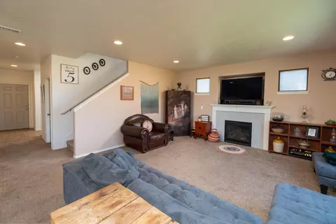 21242 Thornhill Ln, Bend, OR 97701 photo 6